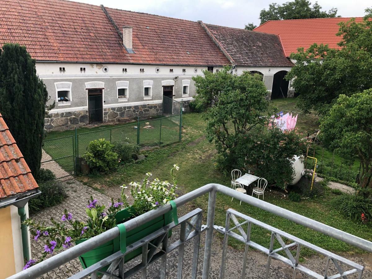 Ubytovani U Simonu Hotel Probulov Luaran gambar