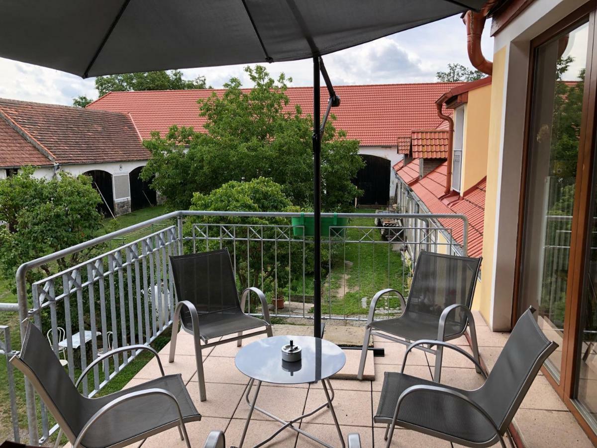 Ubytovani U Simonu Hotel Probulov Luaran gambar